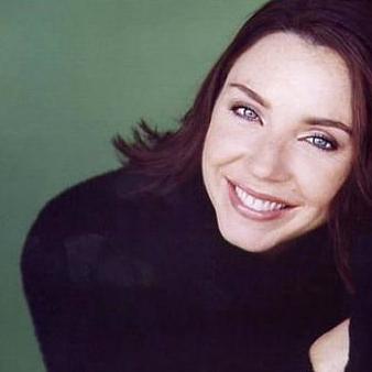 Stephanie Courtney - Earwolf